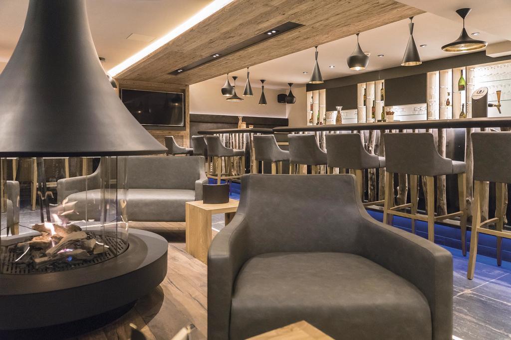Hotel Des Alpes Samnaun Eksteriør bilde